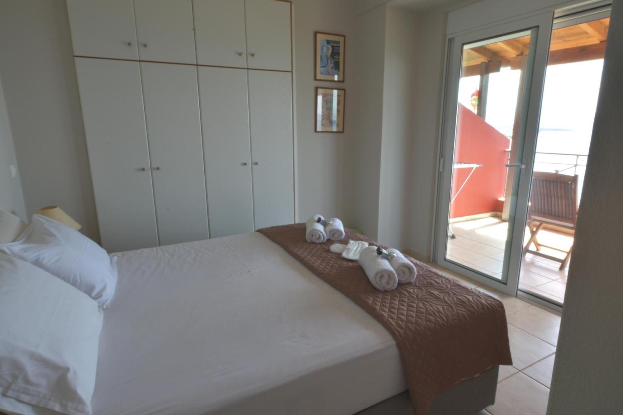 Blue Bay View - Beach House Vathirrevma Luaran gambar